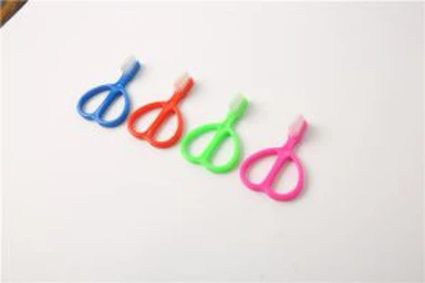 Värvilised plastist lapsed manuaalsed hambaharjad